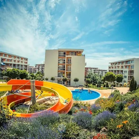 Inviting Modern 1-Bed Apartment In Sveti Vlas Apartmán Sveti Vlas