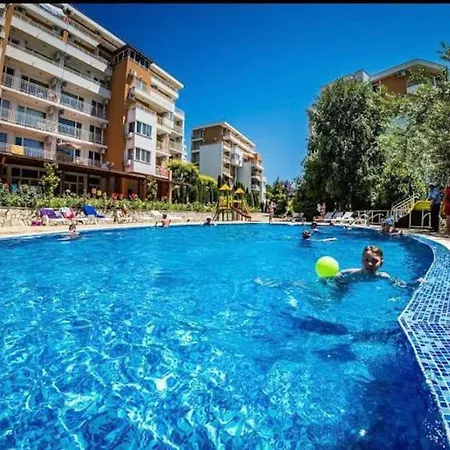Inviting Modern 1-Bed Apartment In Sveti Vlas Apartmán Sveti Vlas