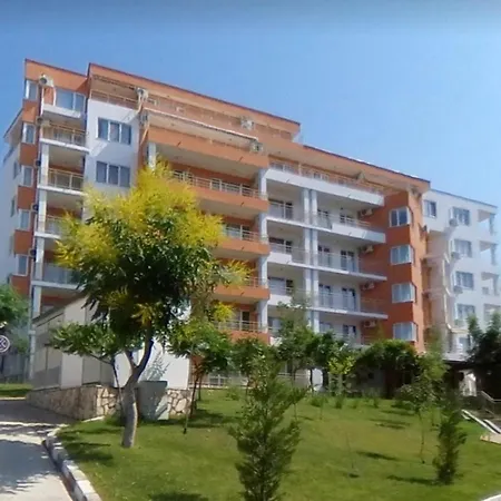 Inviting Modern 1-Bed Apartment In Sveti Vlas