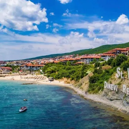 Apartmán Inviting Modern 1-Bed Apartment In Sveti Vlas *